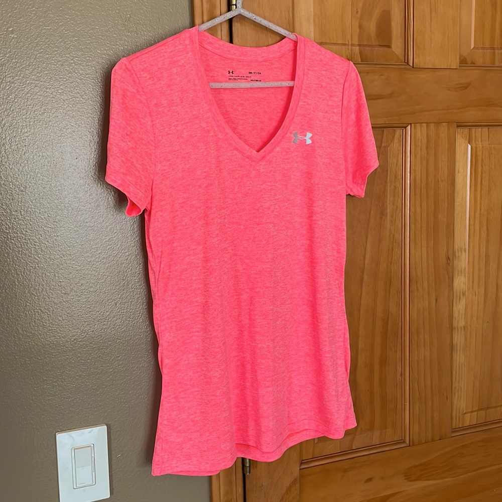 Under Armour V-Neck Tee